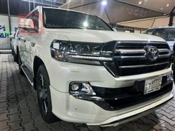 تۆیۆتا لاند کروزەر